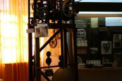 2006829141423Krmend2006058