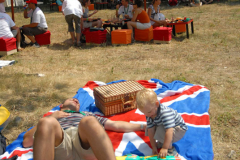 2007913225825picnic105