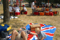 2007913225929picnic106